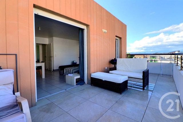 Appartement T2 à vendre - 2 pièces - 53.35 m2 - ST RAPHAEL - 83 - PROVENCE-ALPES-COTE-D-AZUR - Century 21 Sud Habitat