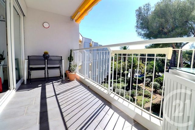 Appartement T3 à vendre - 3 pièces - 65.01 m2 - ST RAPHAEL - 83 - PROVENCE-ALPES-COTE-D-AZUR - Century 21 Sud Habitat